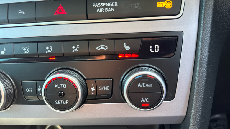 SEAT Ateca 1.5 TSI EVO FR Sport 5dr Petrol Estate